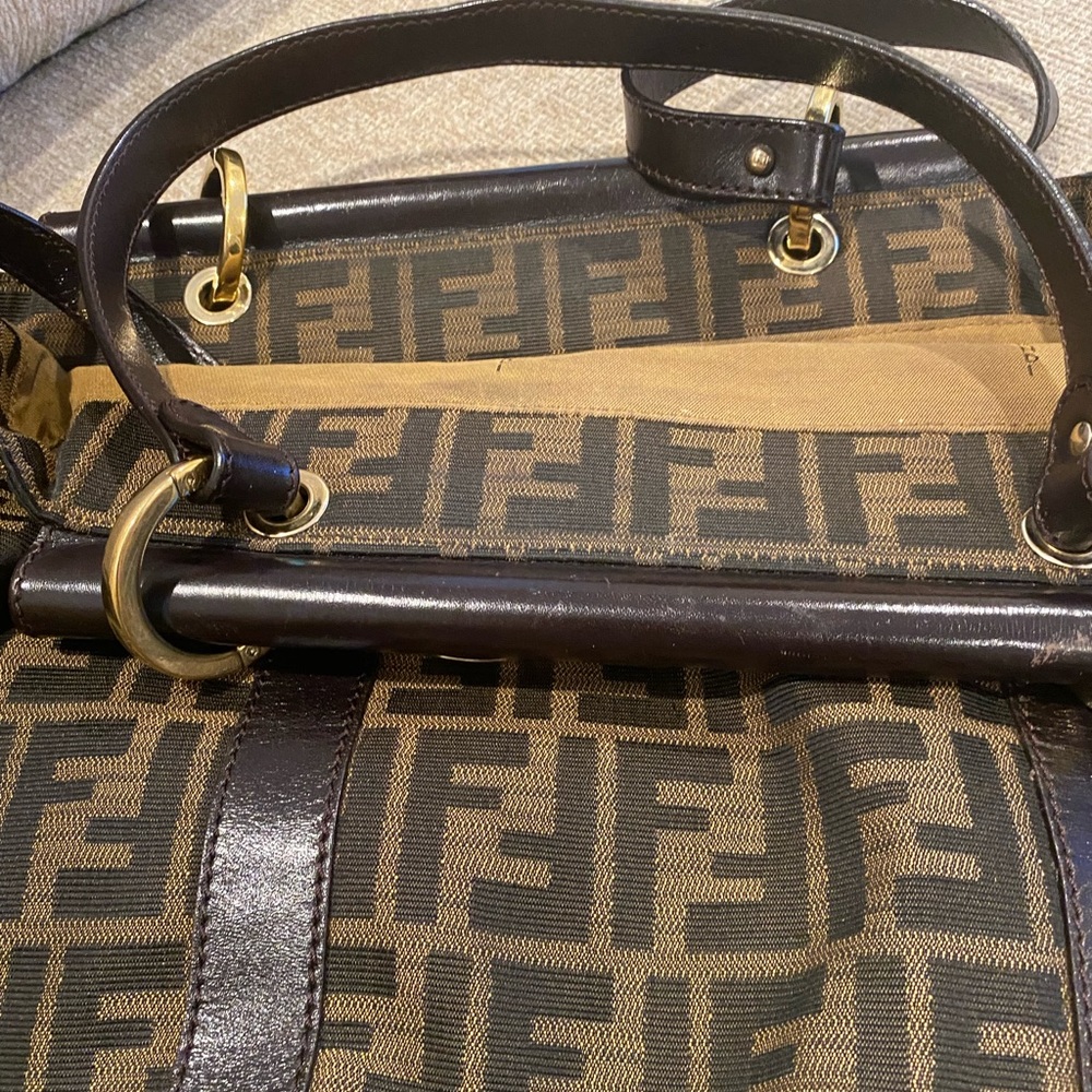 Fendi - Picture 5 of 10